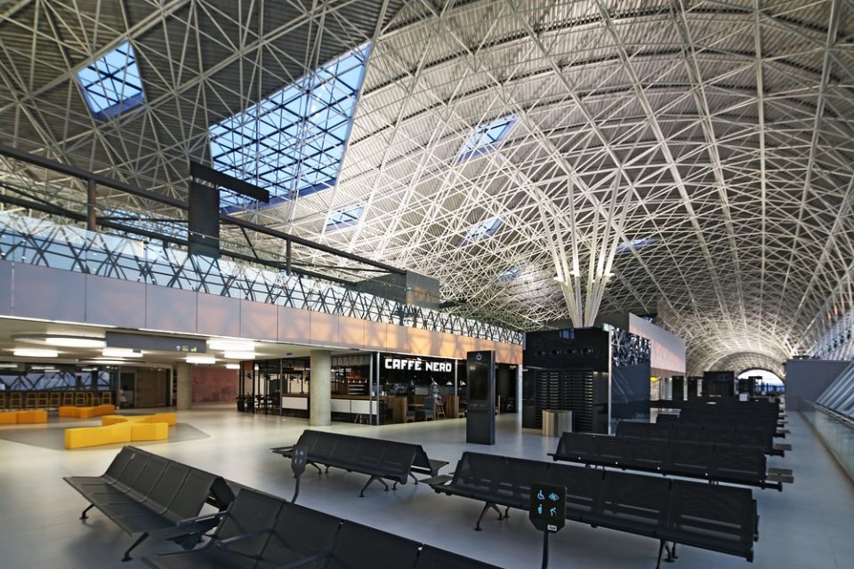 New Passenger Terminal at Franjo Tuđman International Airport Zagreb by Kincl d.o.o. Neidhardt arhitekti d.o.o.