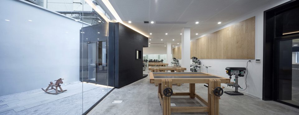 Spatial Renovation of M.Y.Lab Wood Workshop in Shanghai By Continuation Studio