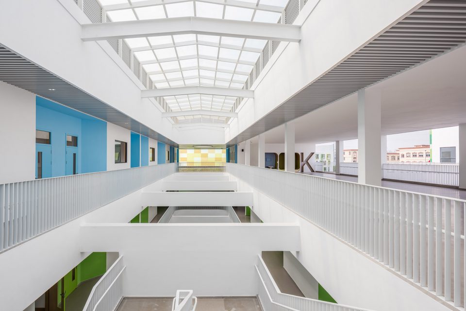 The Design Concept of Dalton Elementary School by FAX ARCHITECTS
