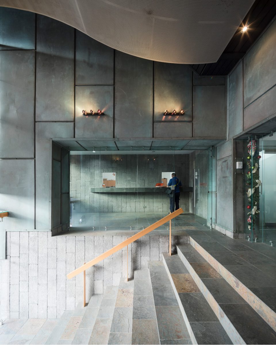 Van der Laat Jiménez Headquarters Building by FORO ARQUITECTOS