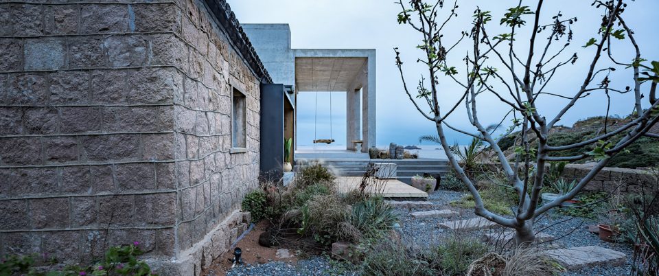 Beach House reconstruction on Zhoushan Islands China by Evolution Design