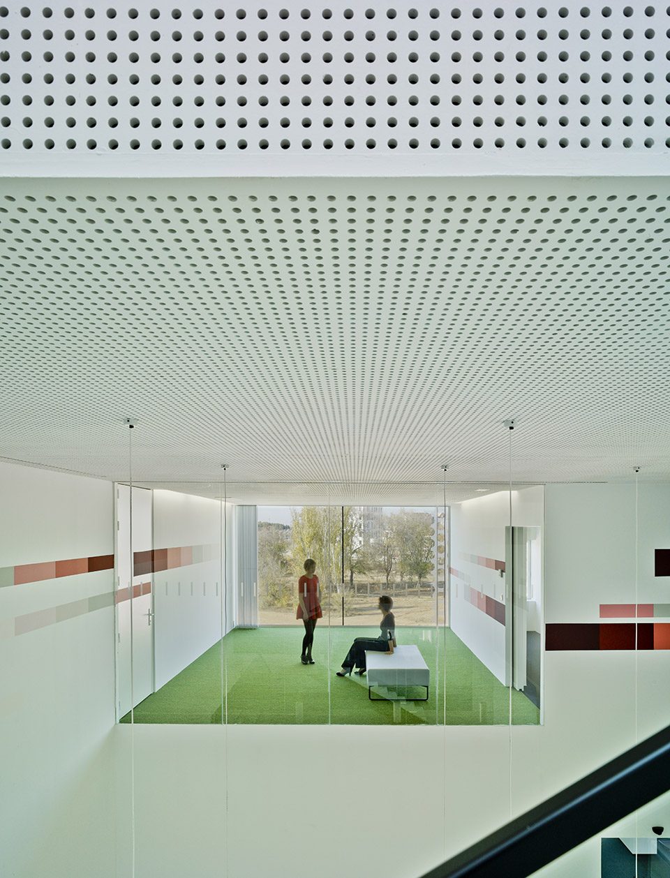 FEDA Confederation of Employers of Albacete Headquarters by COR ASOCIADOS ARQUITECTOS