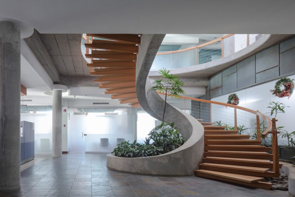 Van der Laat Jiménez Headquarters Building by FORO ARQUITECTOS