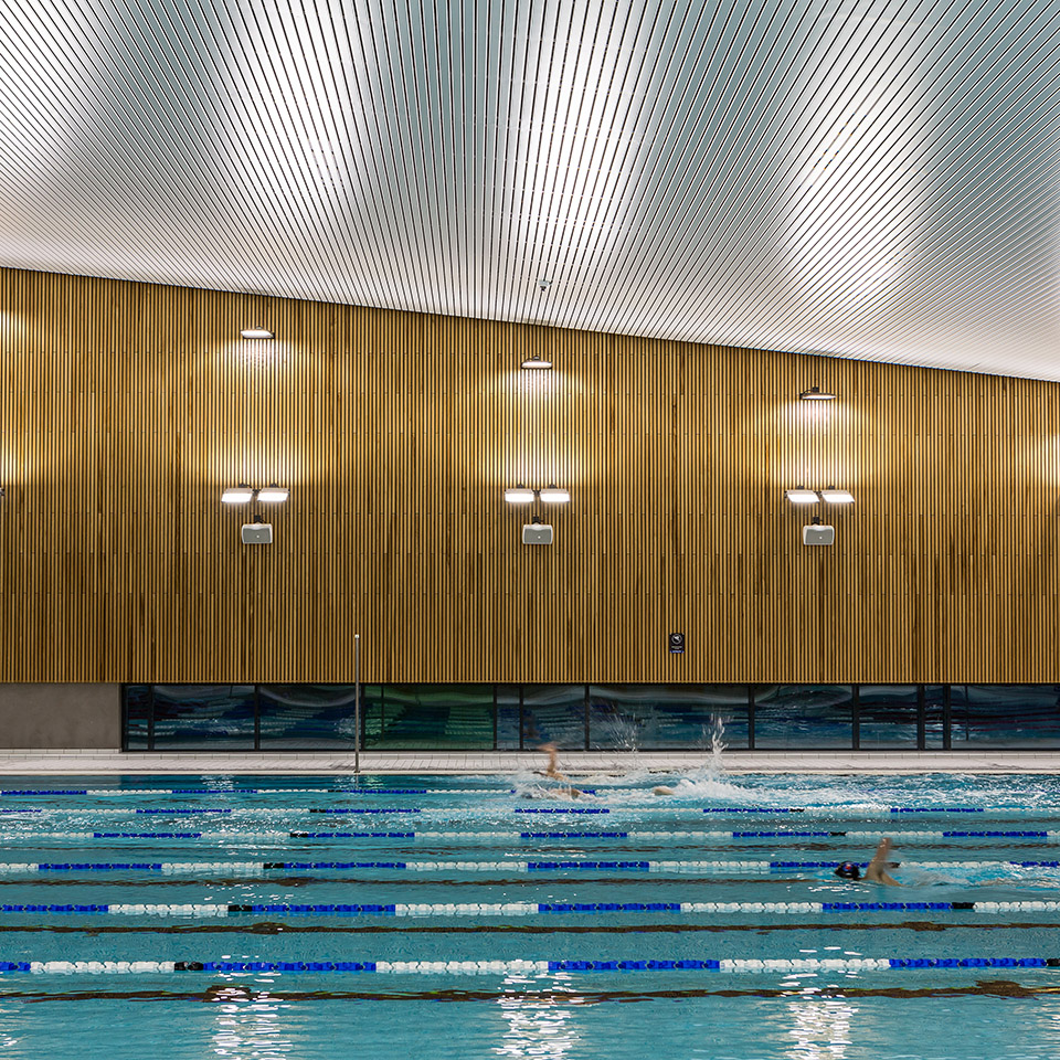 Holmem Pool Holmen Aquatics Center by ARKÍS arkitektar - 谷德设计网