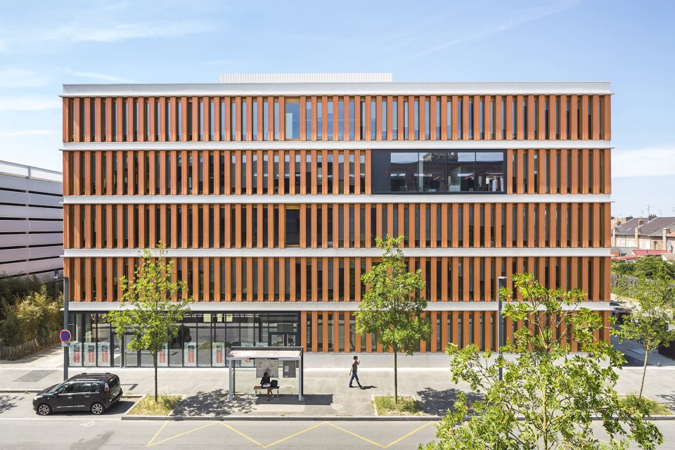 THE DOGE building by Atelier TARABUSI