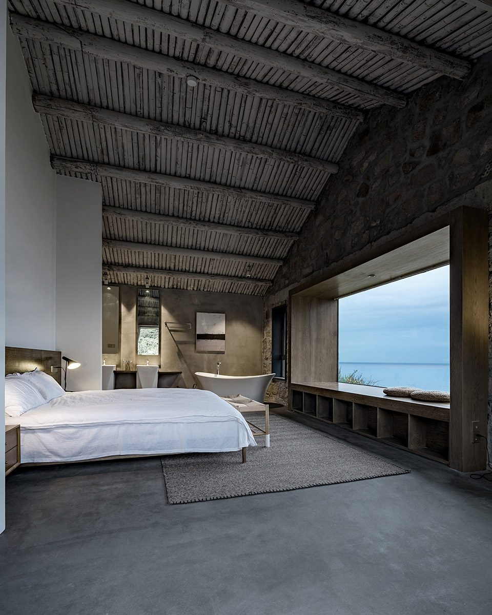 Beach House reconstruction on Zhoushan Islands China by Evolution Design
