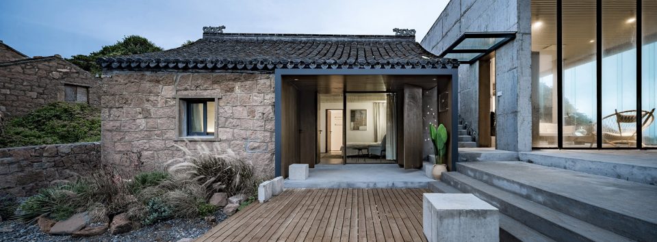 Beach House reconstruction on Zhoushan Islands China by Evolution Design
