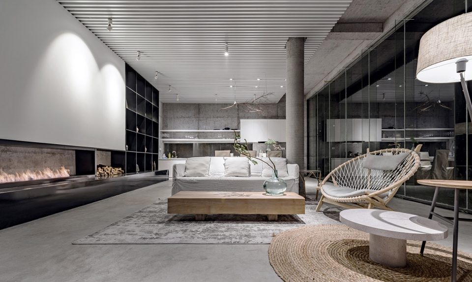 Beach House reconstruction on Zhoushan Islands China by Evolution Design