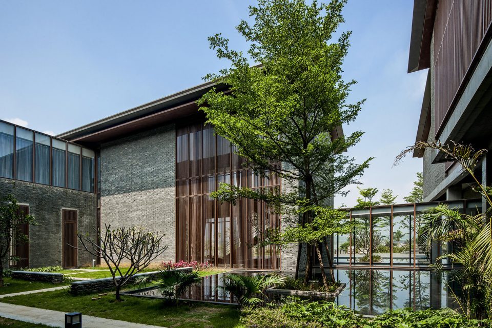 Baise Executive Leadership Academy By ECADI 960x640