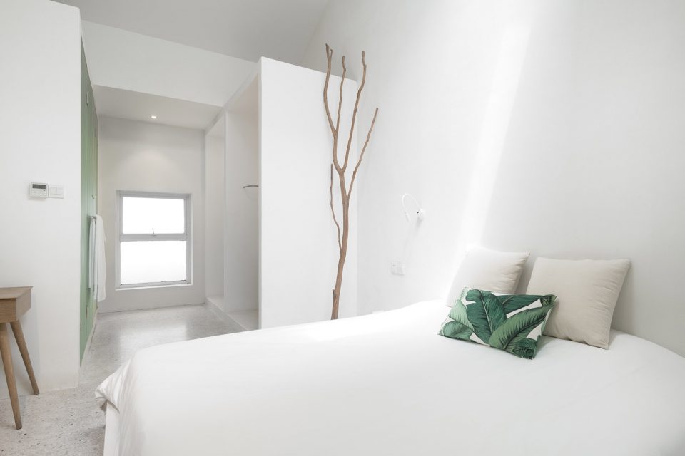 Hotel BESIDES and BLANCO China by 9 Architecture