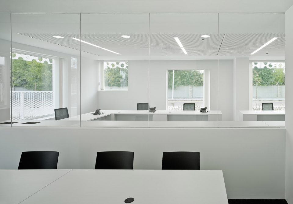 FEDA Confederation of Employers of Albacete Headquarters by COR ASOCIADOS ARQUITECTOS