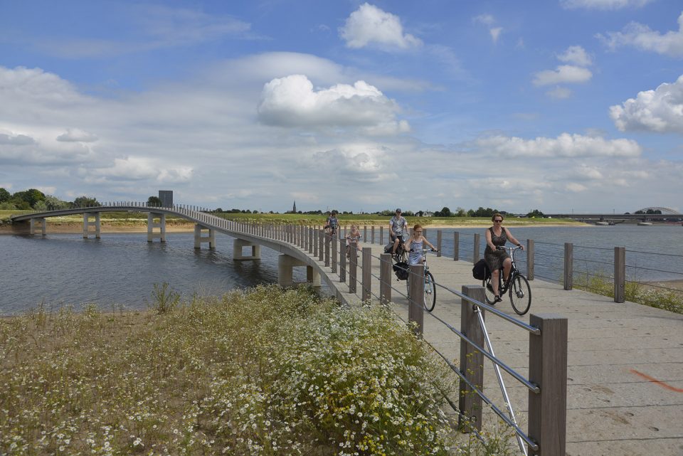 Citadel Bridge the Netherlands by NEXT architects