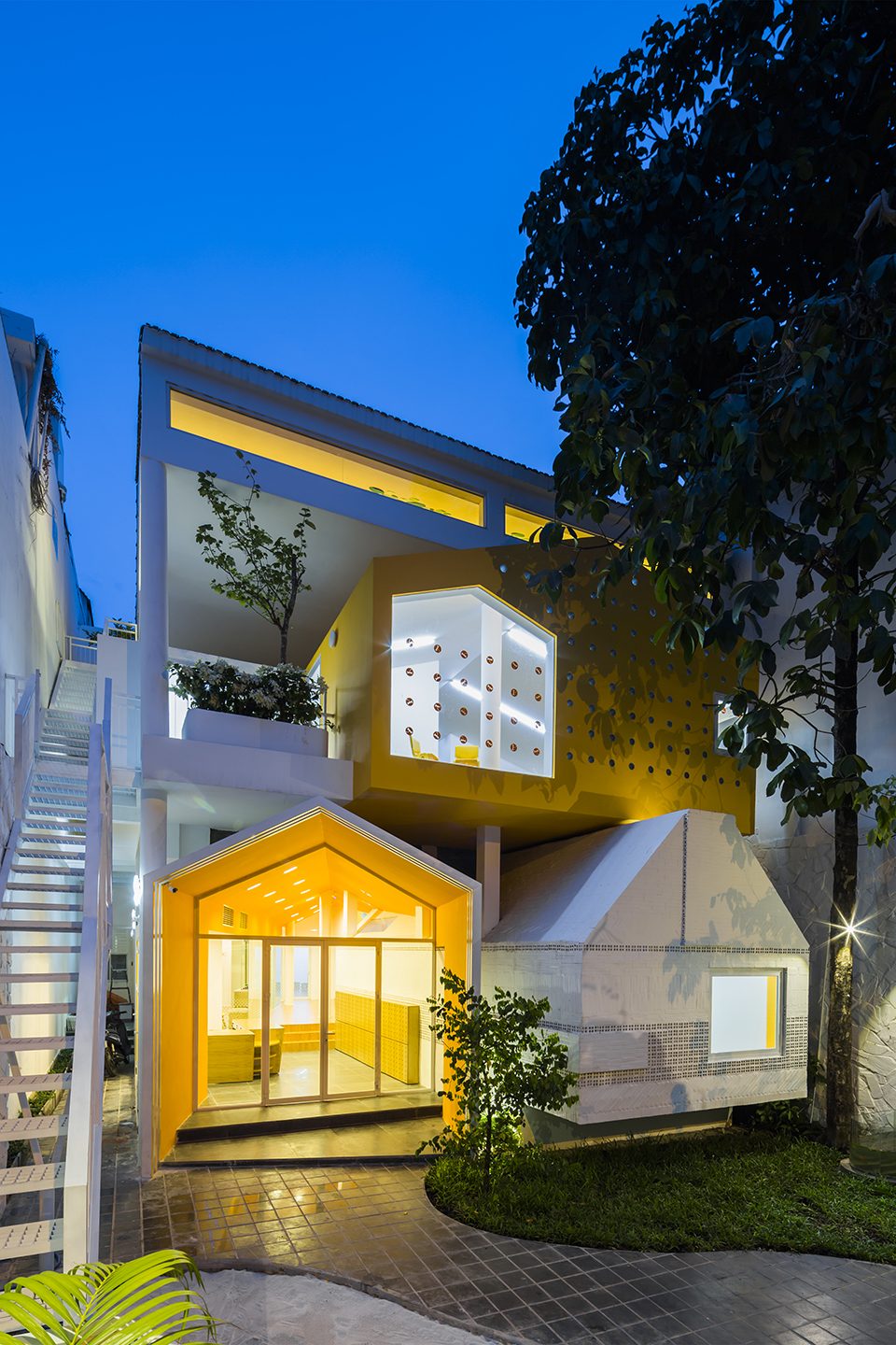 CHUON CHUON KIM KINDERGARTEN KIENTRUC O