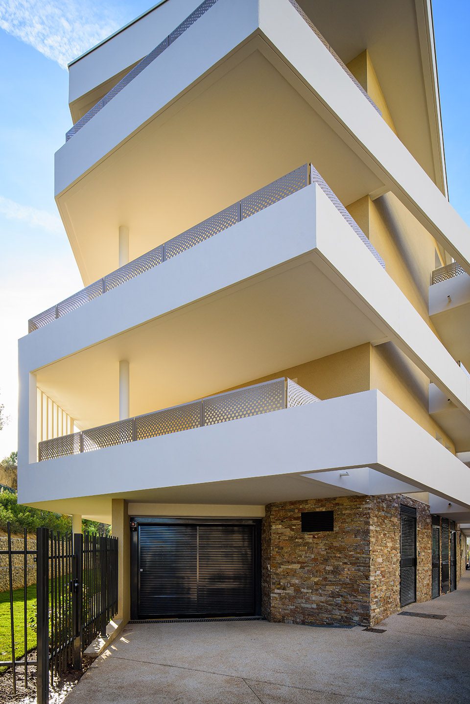 MAS DE ROCHET AARCHITECTURE