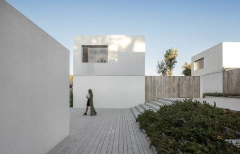 Somosaguas住宅区，马德里 / Studio Mk27
