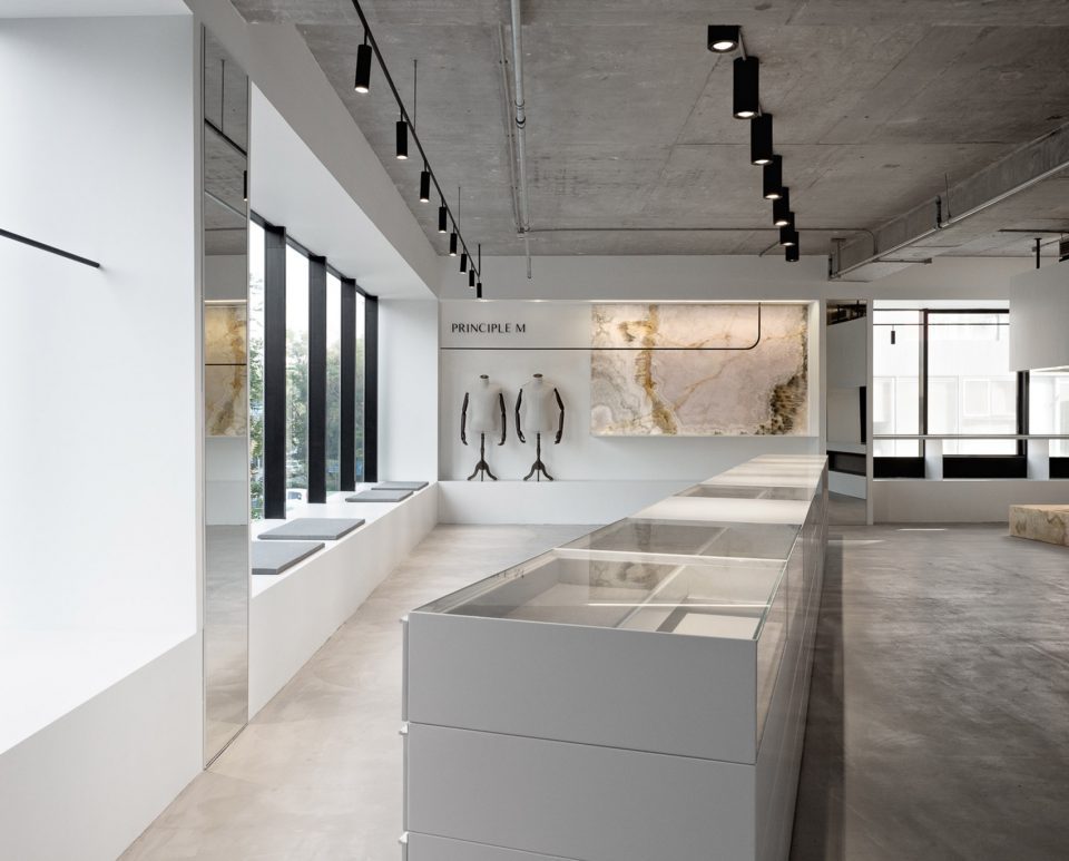PRINCIPLE M SHOWROOM By MDDM STUDIO 960x773