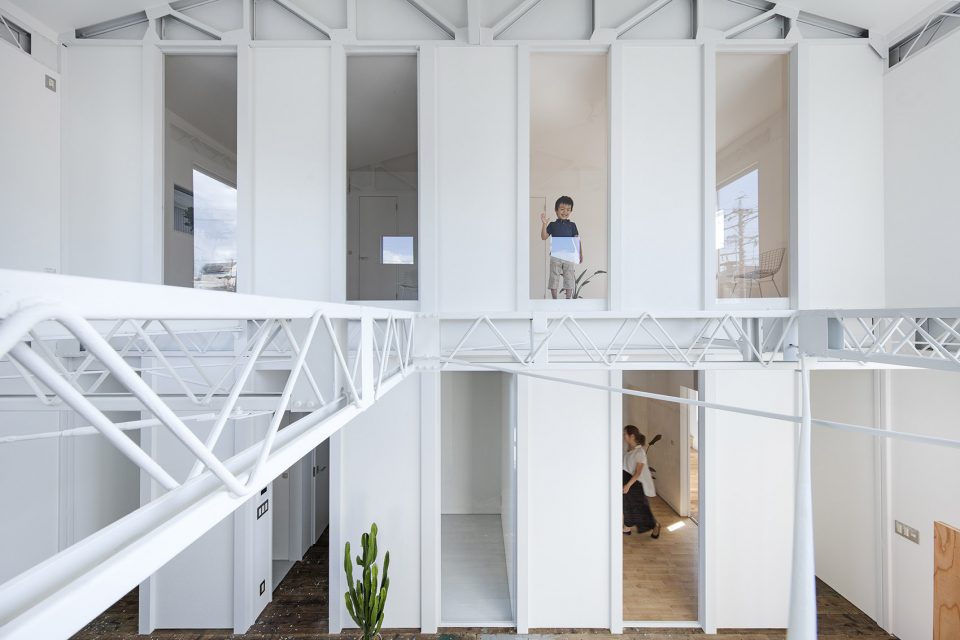 Renovation in Shizuoka by Shuhei Goto Architects