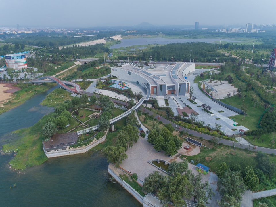 Design of Tianyi Lake Childrens Experience Pavilion by iDEA