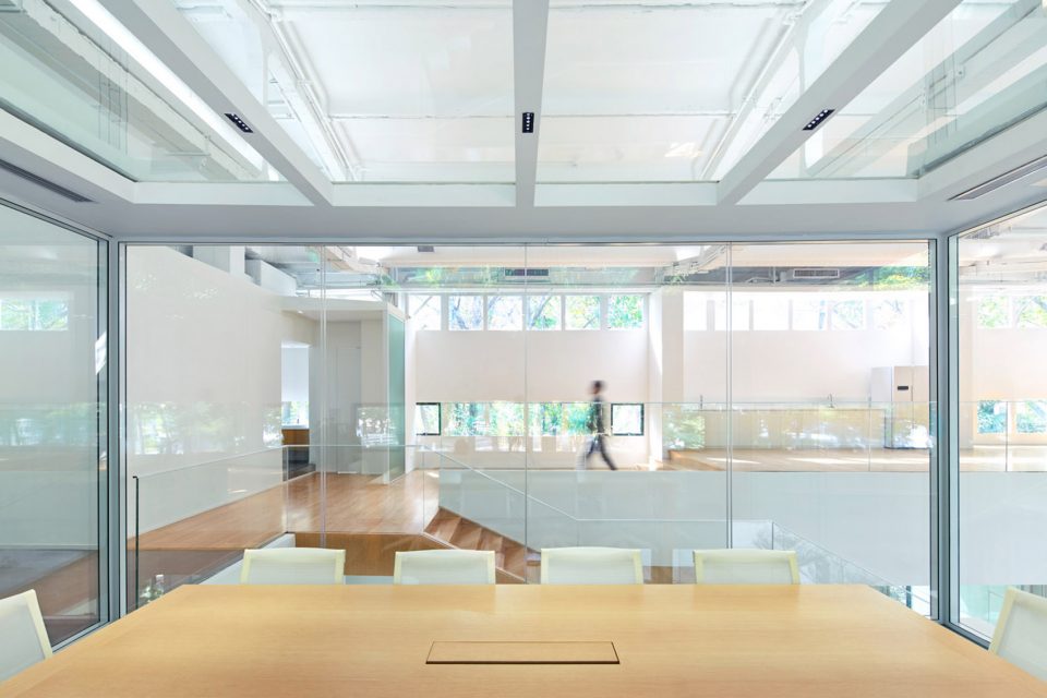 Qiyao Interactive Entertainment limited Corp. Office Design China by Joe Ho Associates