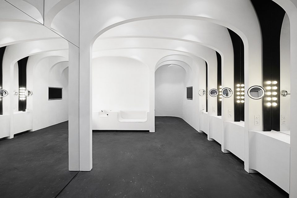TaiKoo Hui Premium Washroom