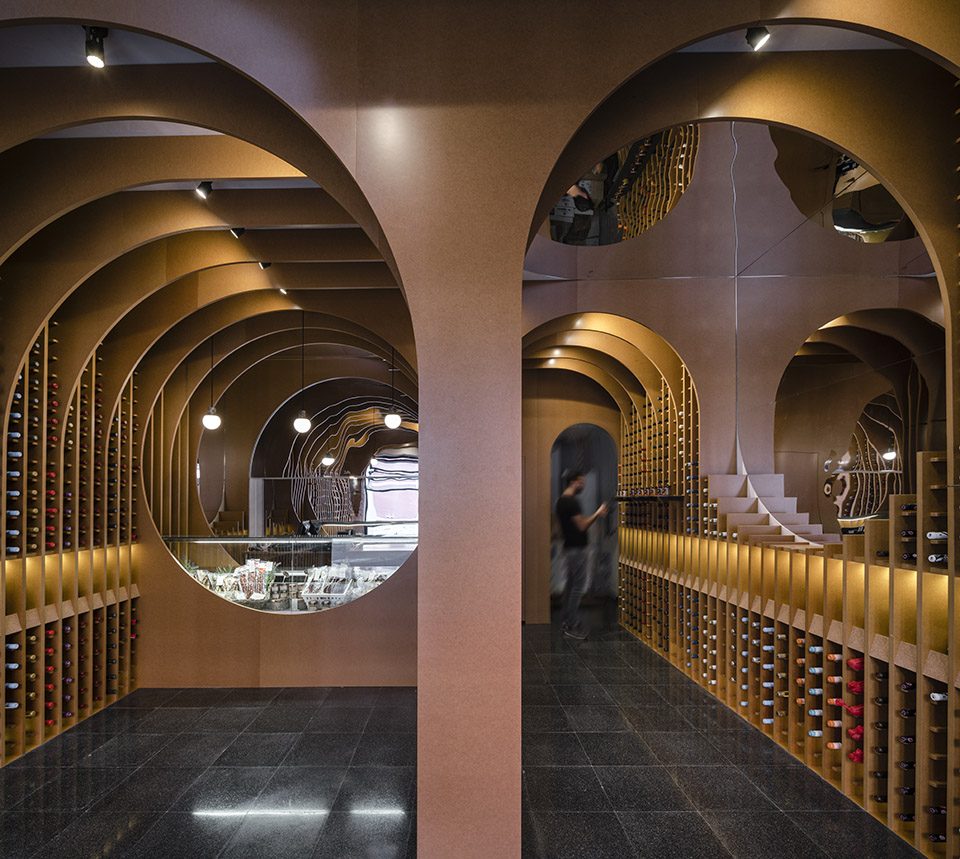 VinosViandas Wine shop by ZOOCO ESTUDIO