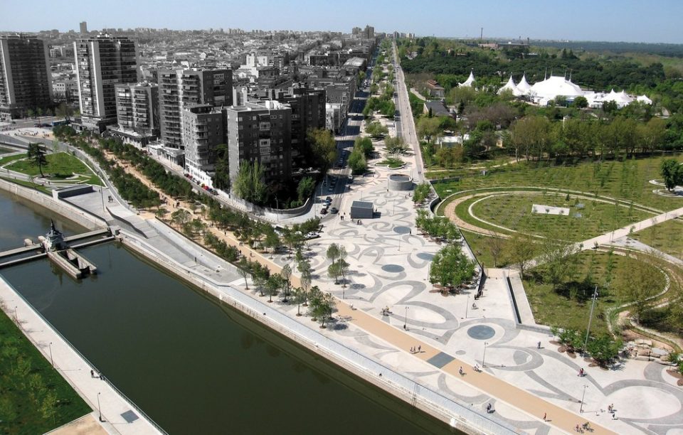 Madrid Rio. A New Urban Ecology by Burgos Garrido Porras La Casta Rubio Álvarez Sala West 8