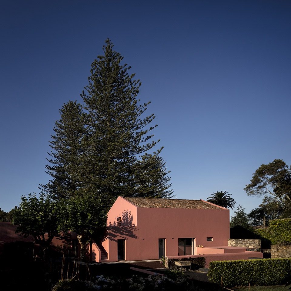 PINK HOUSE by Mezzo Atelier