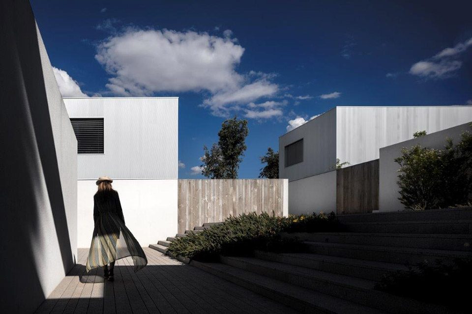 Caledonian Somosaguas by Studio Mk27