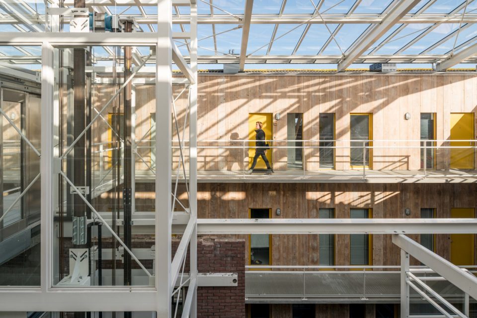 Gouda Cheese Warehouse – Loft apartments in a national monument by Mei architects and planners
