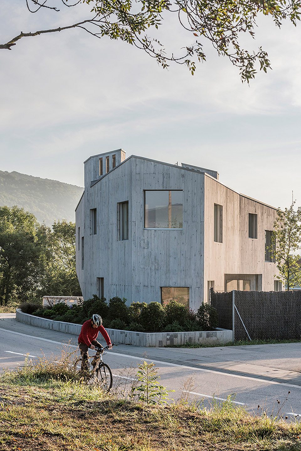 Marunys Shell House by unparelldarquitectes