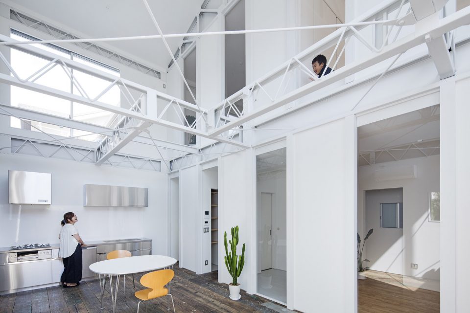Renovation in Shizuoka by Shuhei Goto Architects
