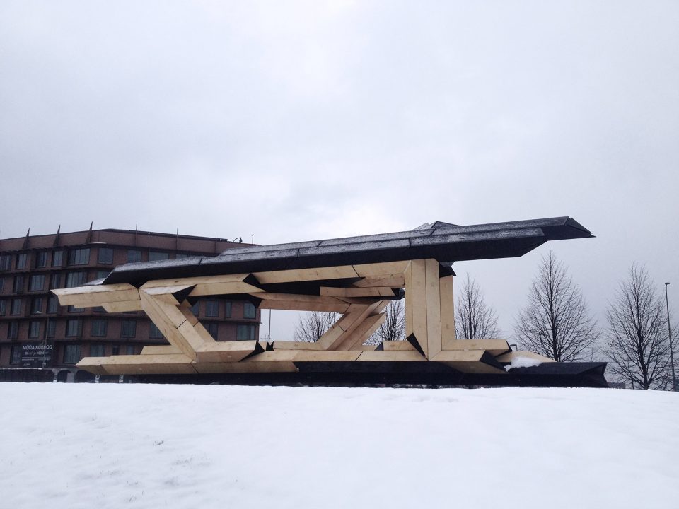 An experimental plywood pavillon by Gilles Retsin Architecture