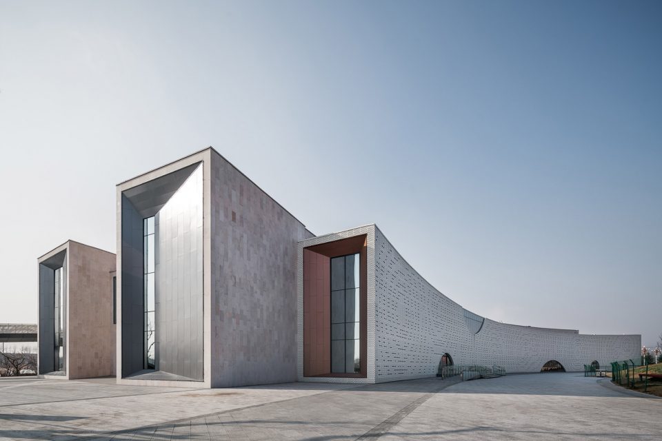 Design of Tianyi Lake Childrens Experience Pavilion by iDEA