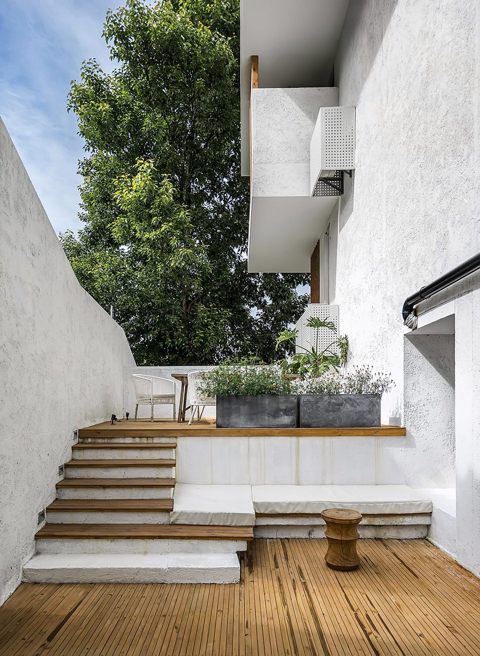 Pure House Boutique Hotel China by Yueji Architectural Design Office