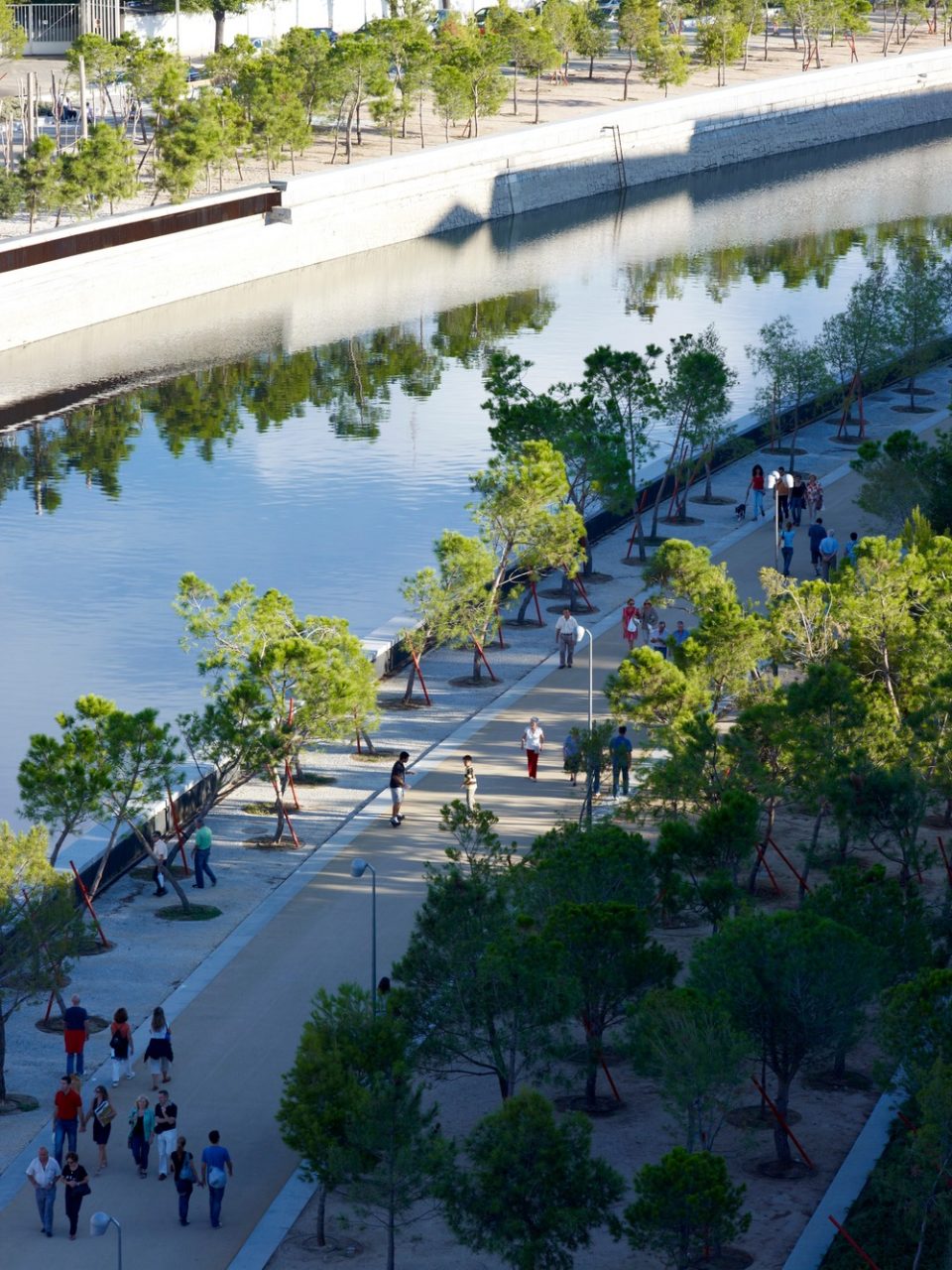 Madrid Rio. A New Urban Ecology by Burgos Garrido Porras La Casta Rubio Álvarez Sala West 8