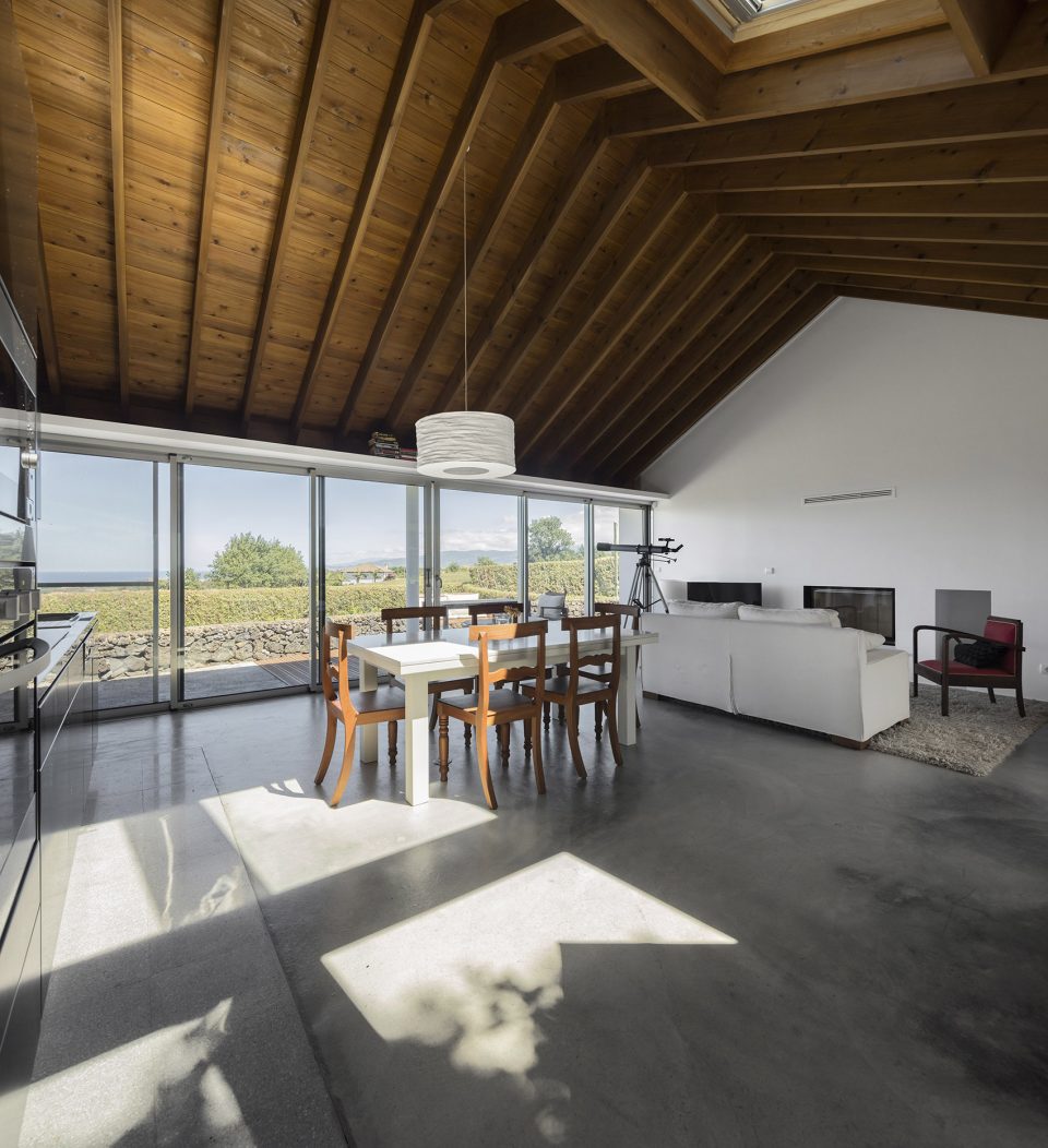 quinta da tilia house by pedro mauricio borges