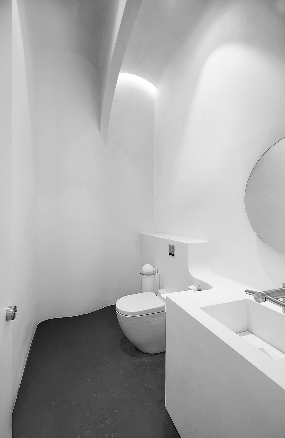 TaiKoo Hui Premium Washroom