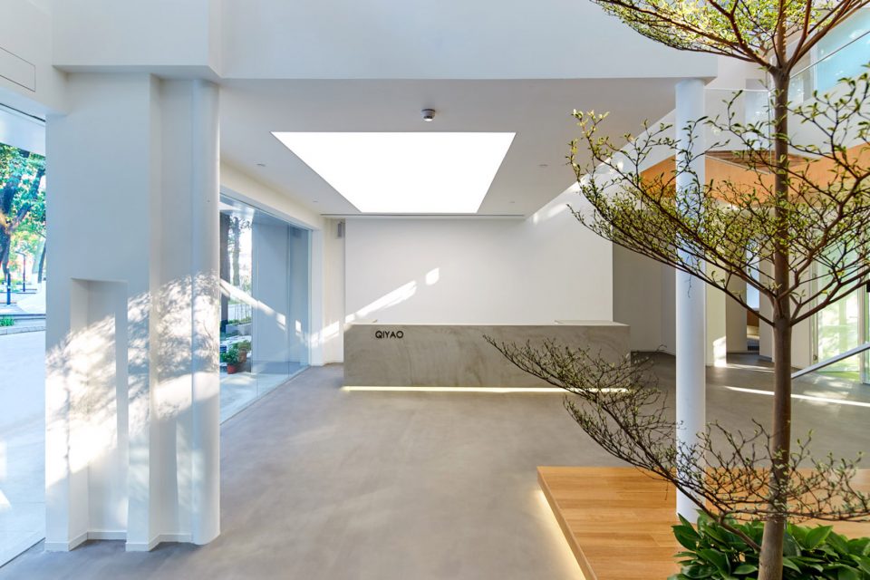 Qiyao Interactive Entertainment limited Corp. Office Design China by Joe Ho Associates