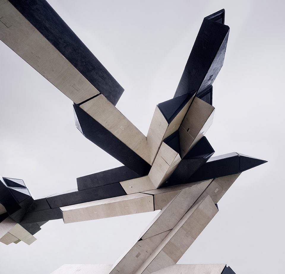 An experimental plywood pavillon by Gilles Retsin Architecture