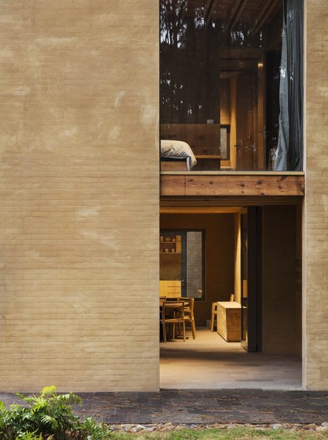 Entrepinos by Taller Hector Barroso
