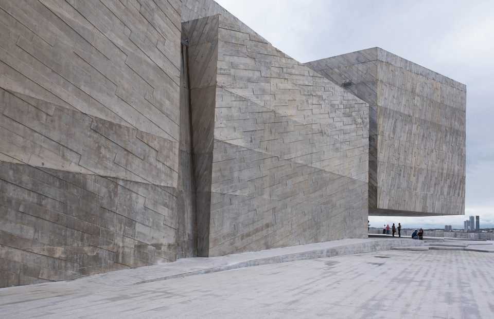 Foro Boca by Rojkind Arquitectos