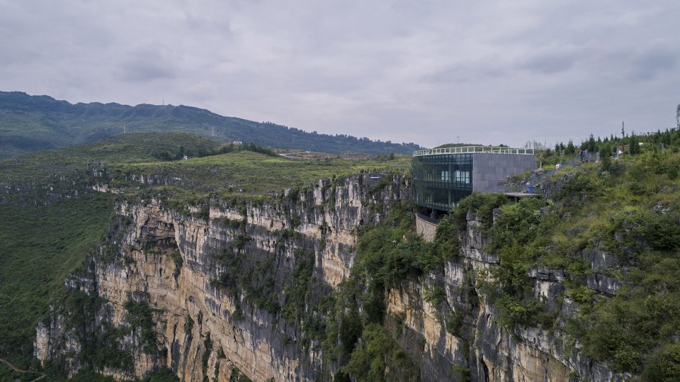 Limestone Gallery by 3andwich Design