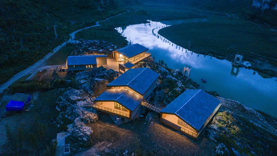 Tourist Center of Anlong Limestone Resort China by 3andwich DesignHe Wei Studio 960x540