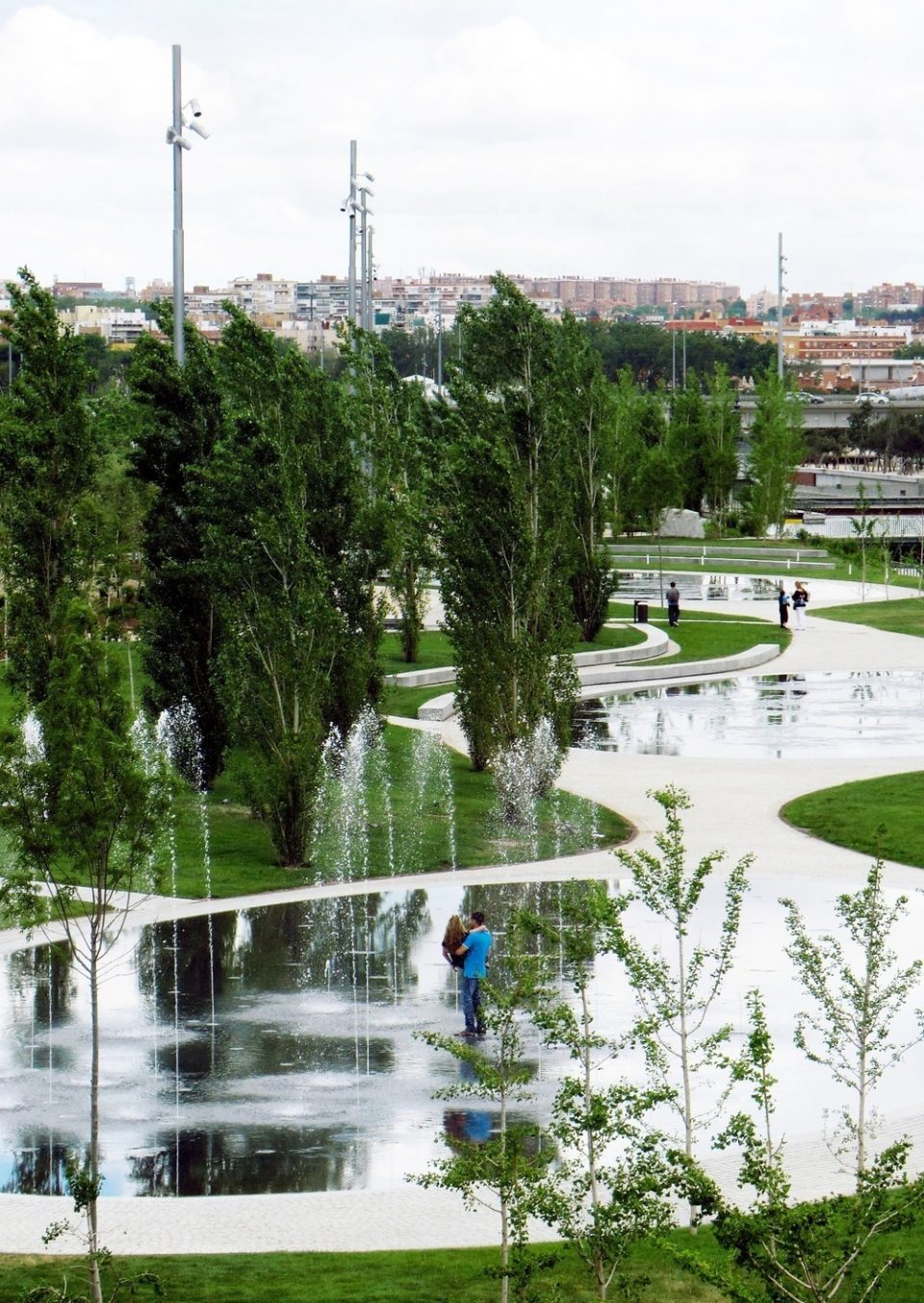 Madrid Rio. A New Urban Ecology by Burgos Garrido Porras La Casta Rubio Álvarez Sala West 8