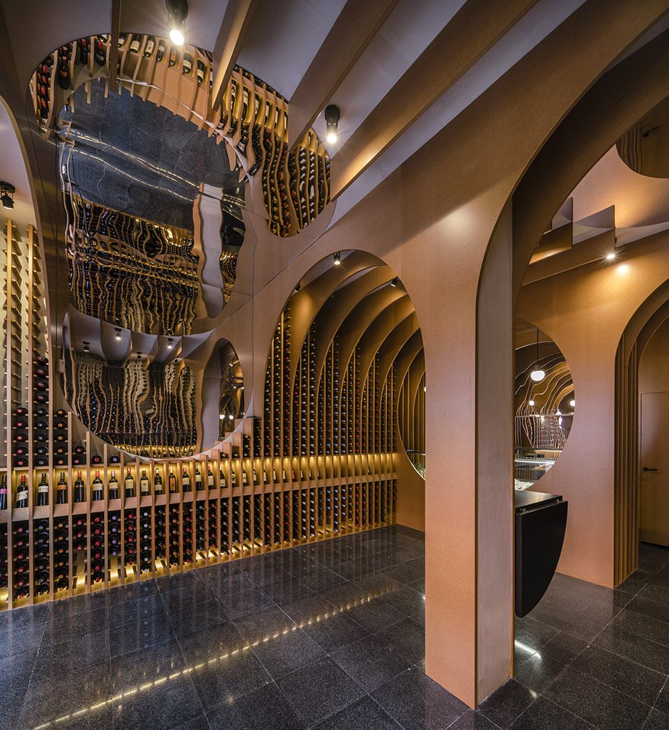 VinosViandas Wine shop by ZOOCO ESTUDIO
