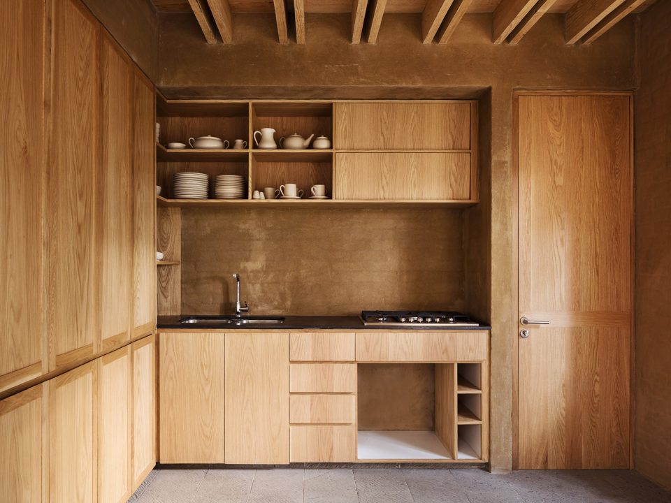 Entrepinos by Taller Hector Barroso