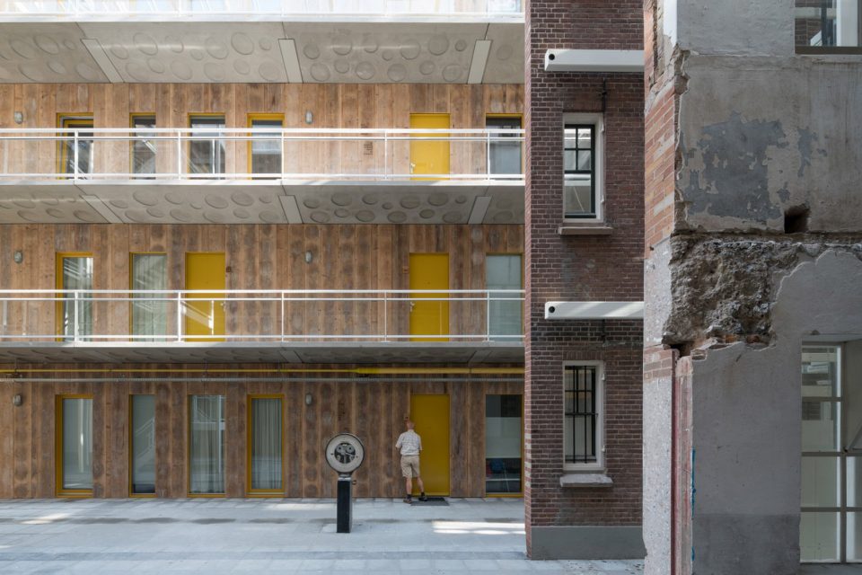 Gouda Cheese Warehouse – Loft apartments in a national monument by Mei architects and planners