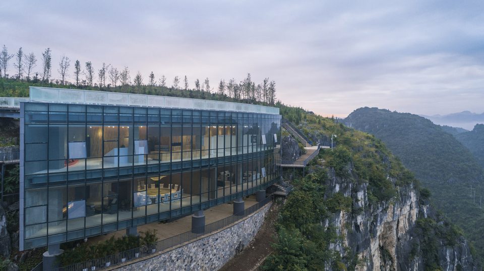 Limestone Gallery by 3andwich Design