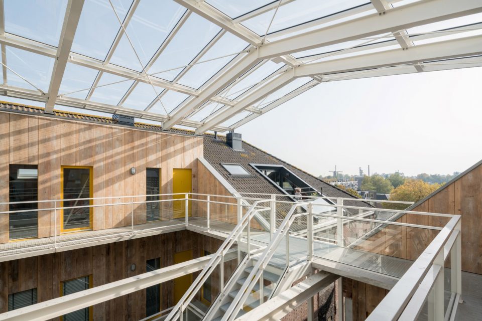 Gouda Cheese Warehouse – Loft apartments in a national monument by Mei architects and planners
