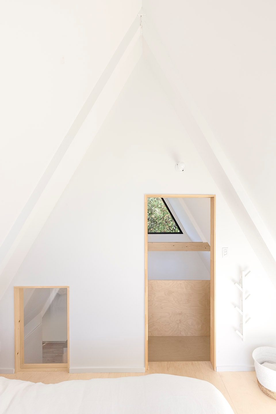The House by Jean Verville architecte